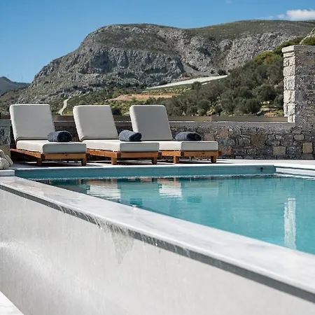 Amavi - Private Heated Pool Villa *