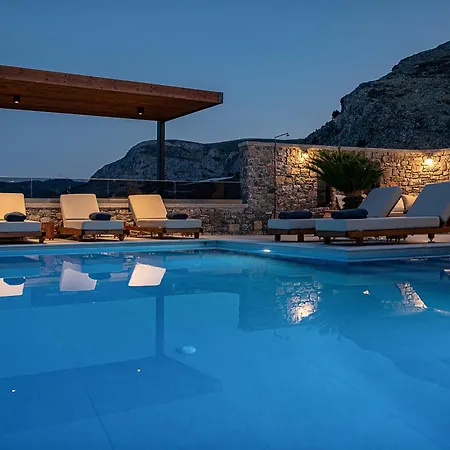 Amavi - Private Heated Pool Villa Kato Asites