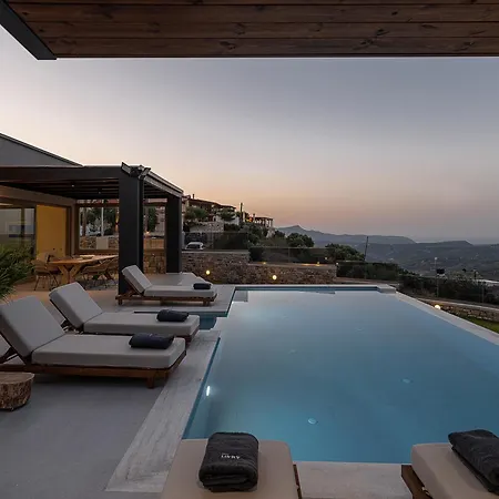 Amavi - Private Heated Pool Villa